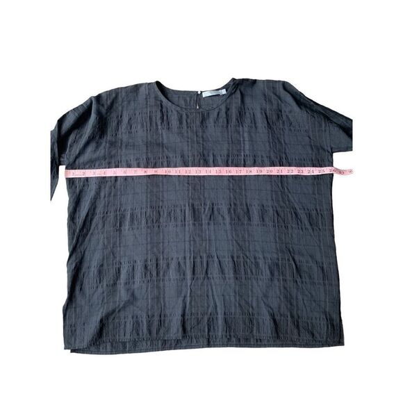 VINCE Black Shadow Plaid Drapey Easy Top - Picture 9 of 10